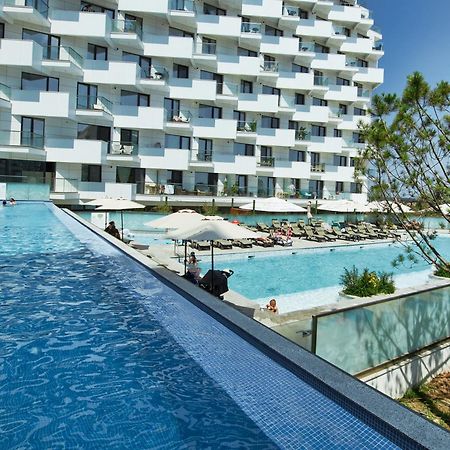 Golden Infinity Apartamento Năvodari Exterior foto