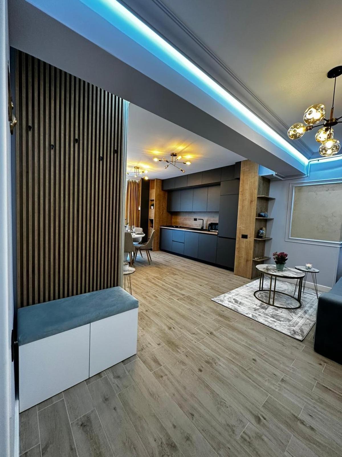 Golden Infinity Apartamento Năvodari Exterior foto
